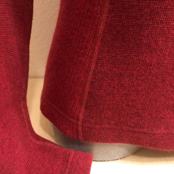 Mountain Hardwear Sweater. Scarlet Red. PullOver Long Sleeve. Womens Medium. EUC - Picture 8 of 13